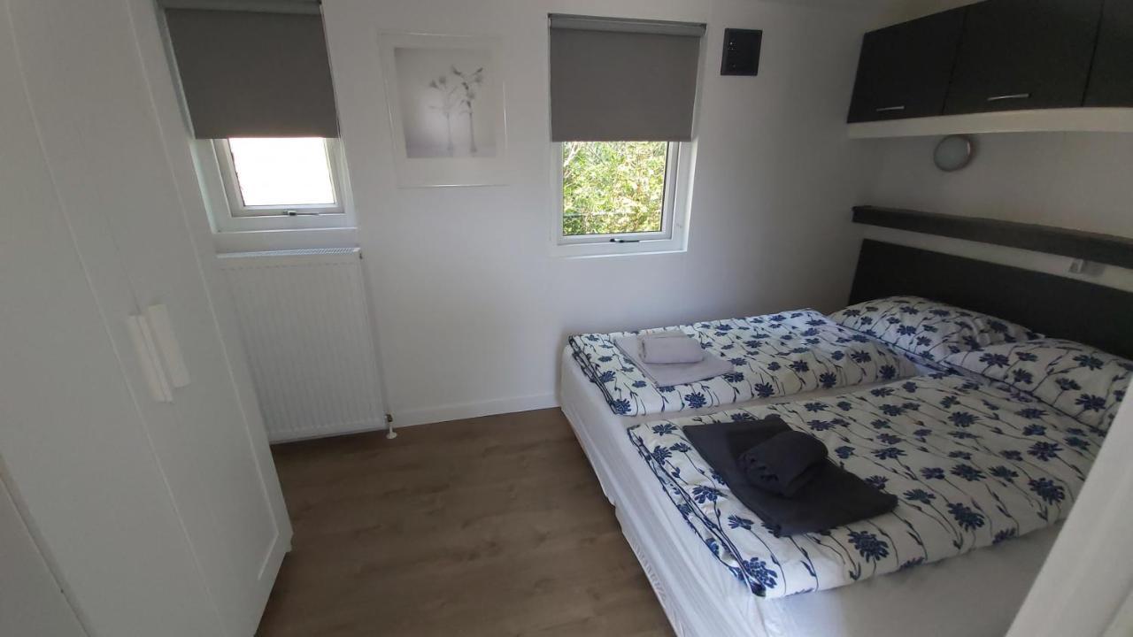 Ruim En Gezellig Chalet Voor 2 Personen Op De Veluwe Recreatiepark De Oude Driest 皮滕 外观 照片